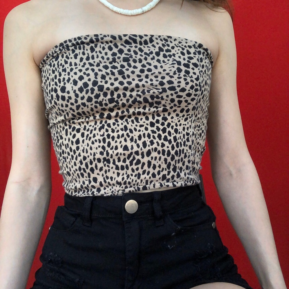 Brandy Melville cheetah print tube top !!